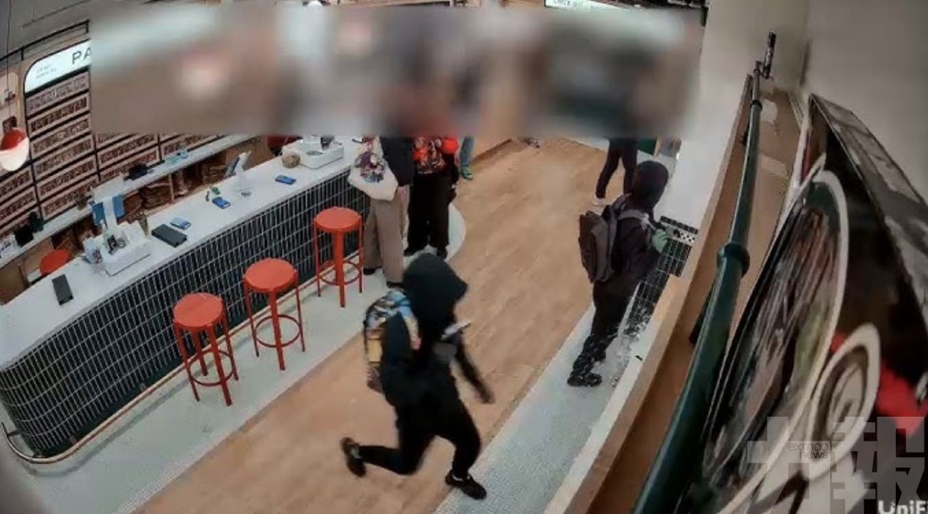 三分鐘掠走值10萬美元卡牌