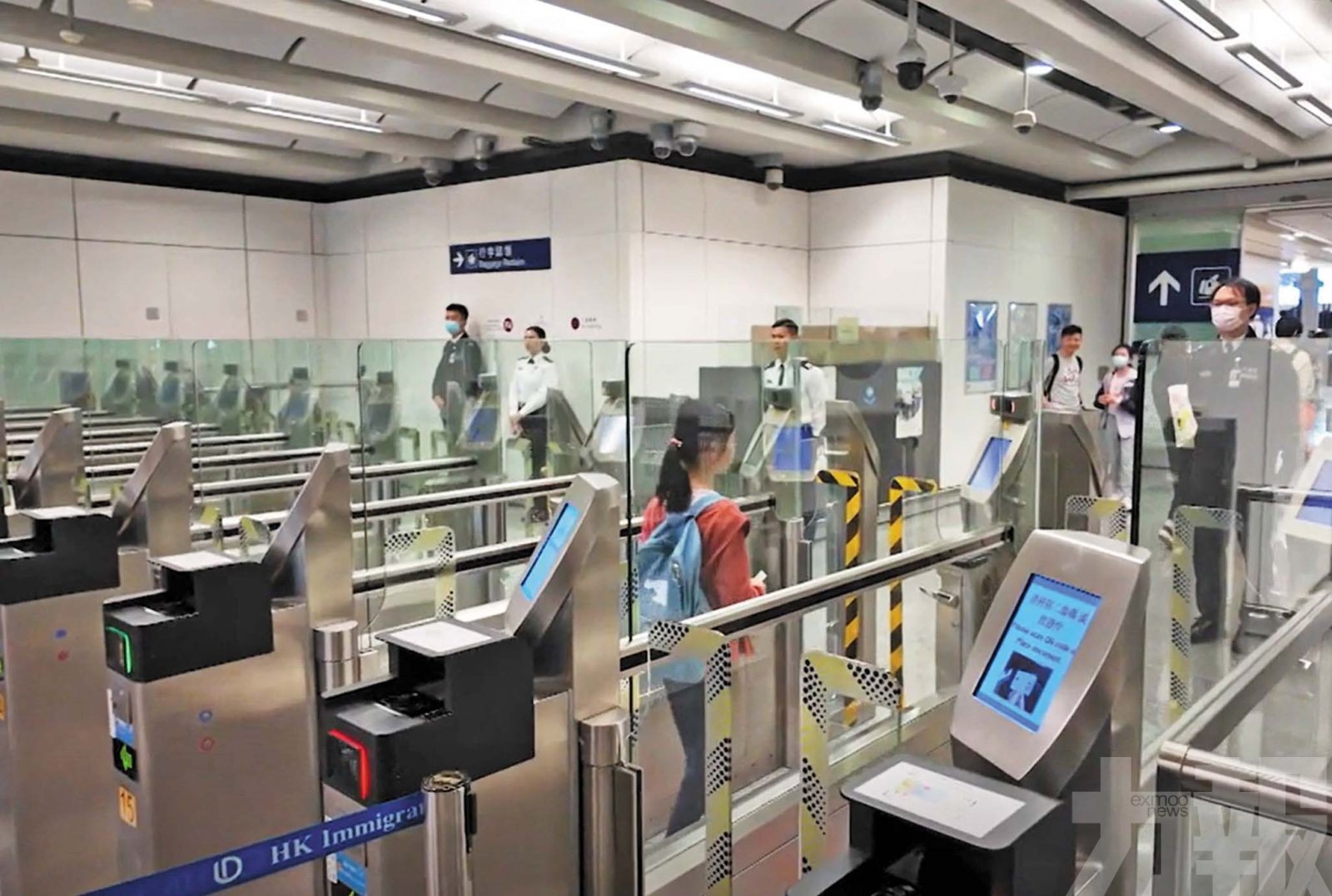 滿七歲澳人今起赴港可自助通關