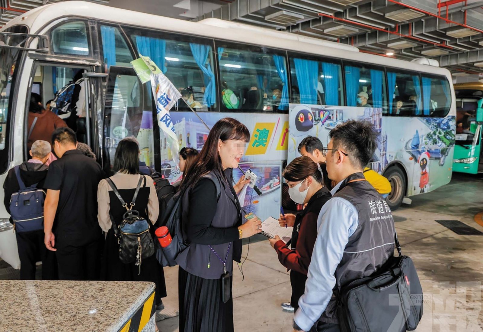 業界：月收入一萬元都無