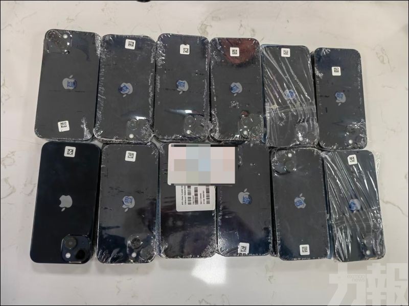 車尾箱暗格藏24台手機