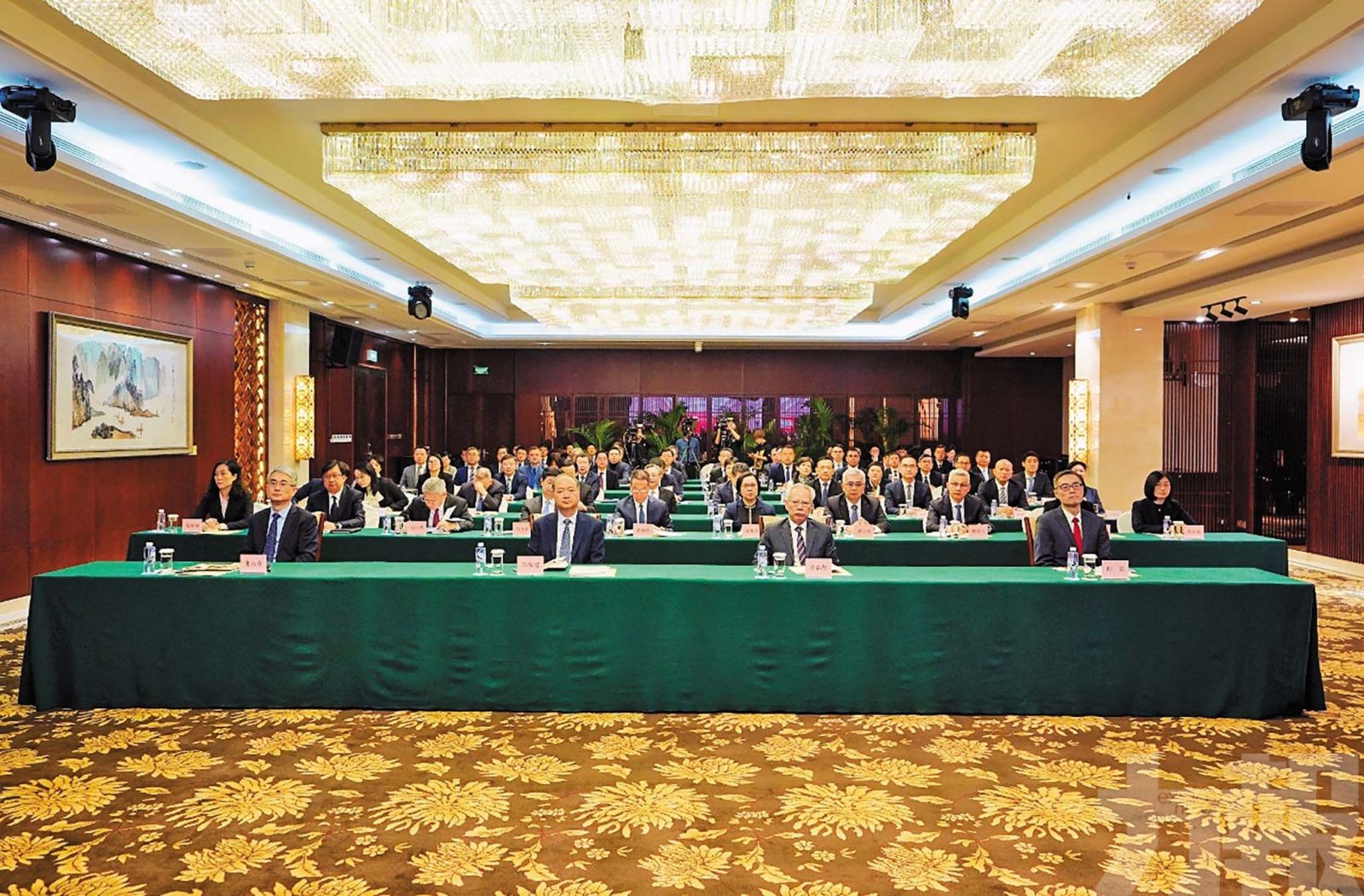 合力推進特區更好發展