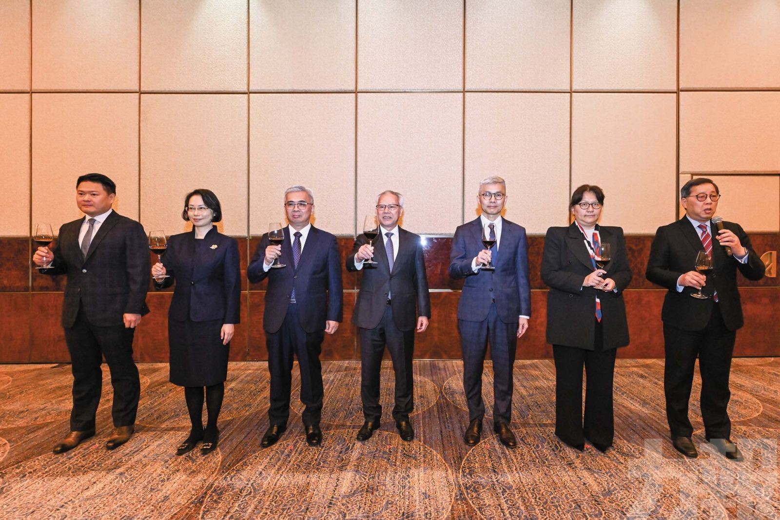 傳播正能量及發出「好聲音」