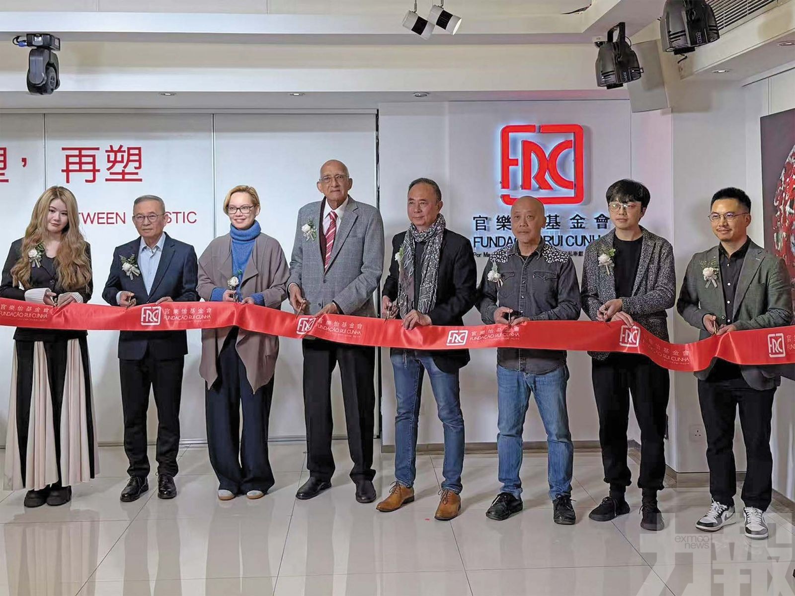 展出19件跨媒介作品