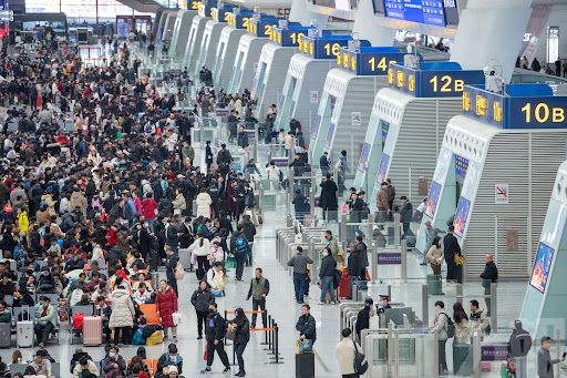 指春節期間已有公民賭後輕生