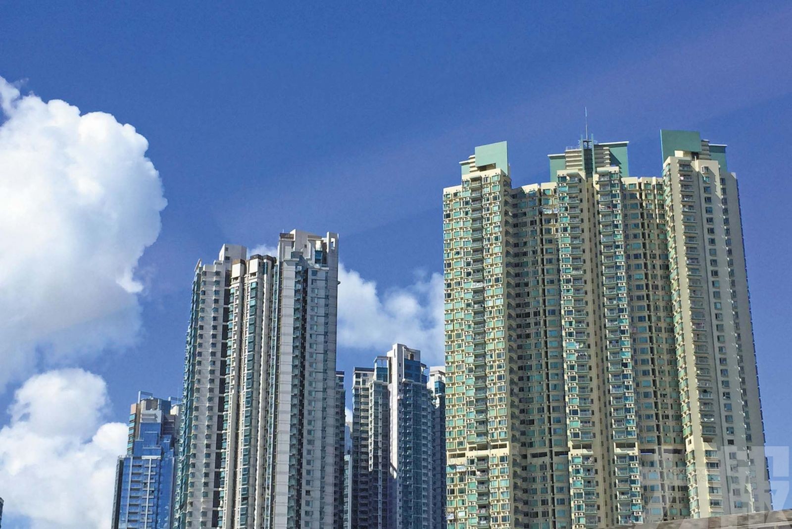 調升恒地信置新地評級