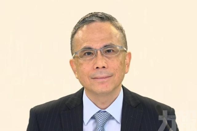 套現逾千億港元