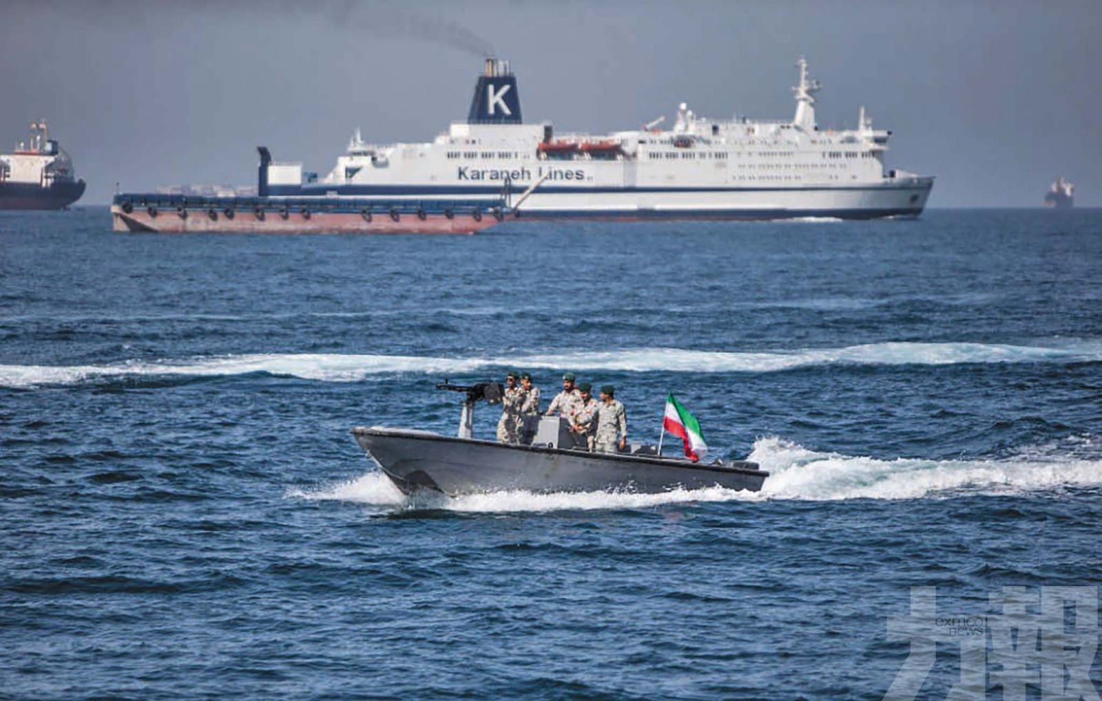 霍爾木茲海峽航運受阻