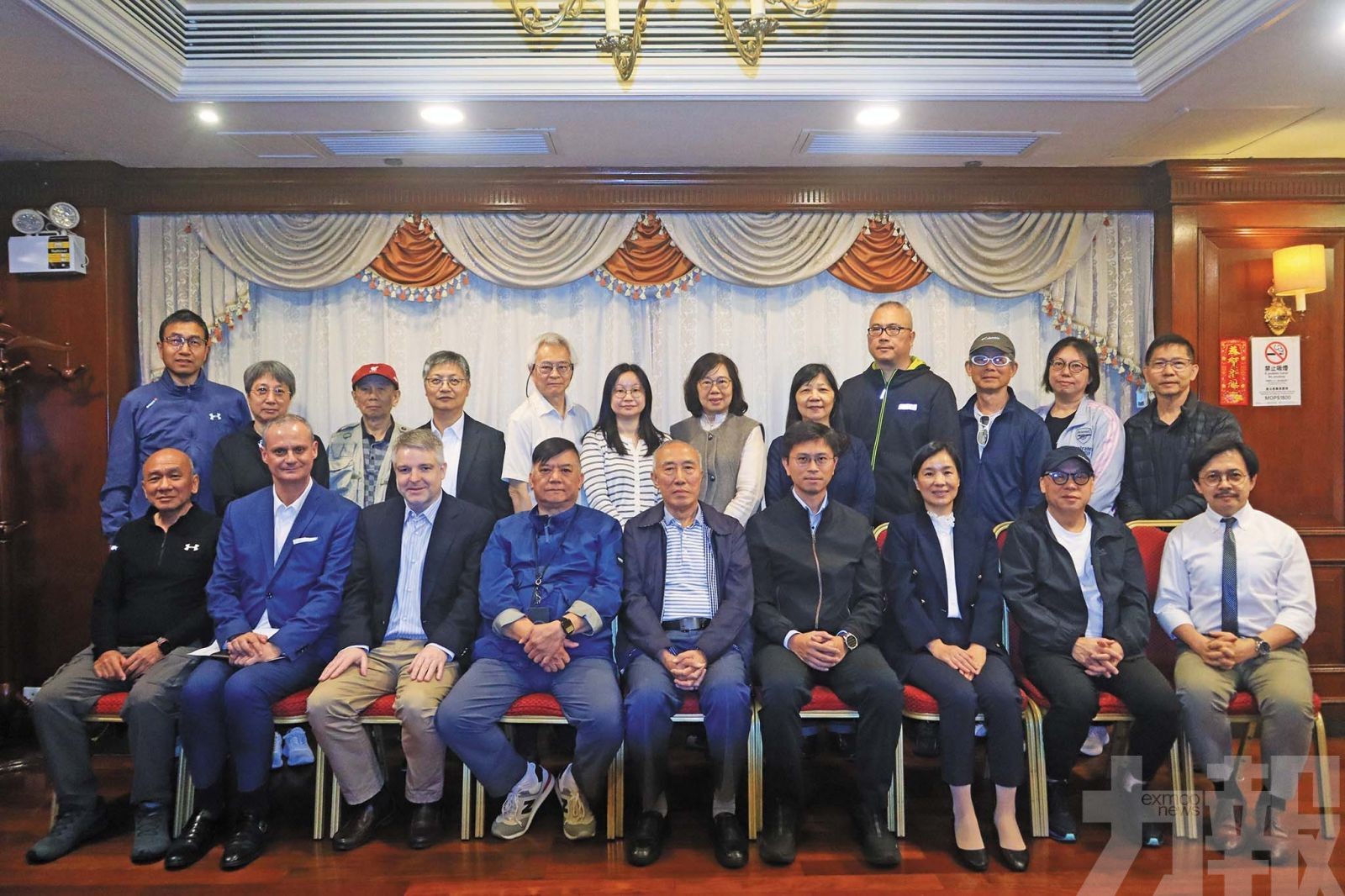 續完善傳媒工作者醫療保障