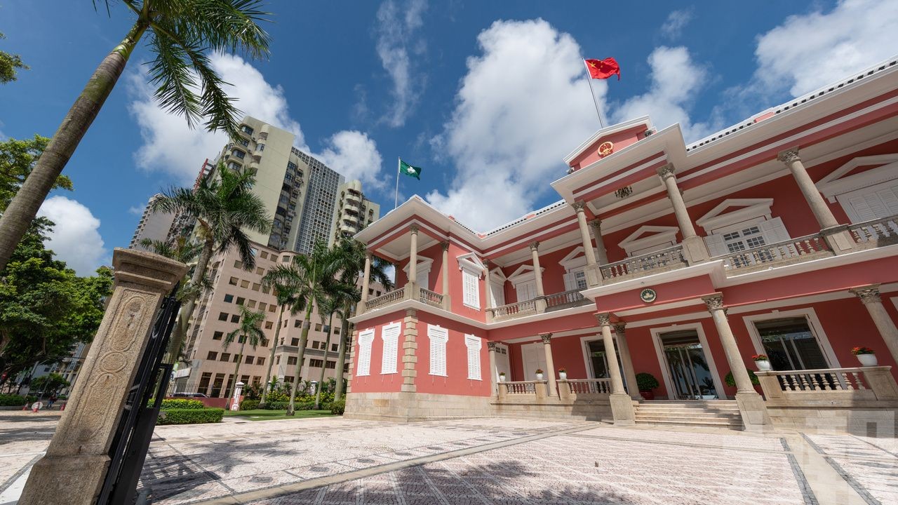 行政長官岑浩輝赴京列席全國人大會議開幕會