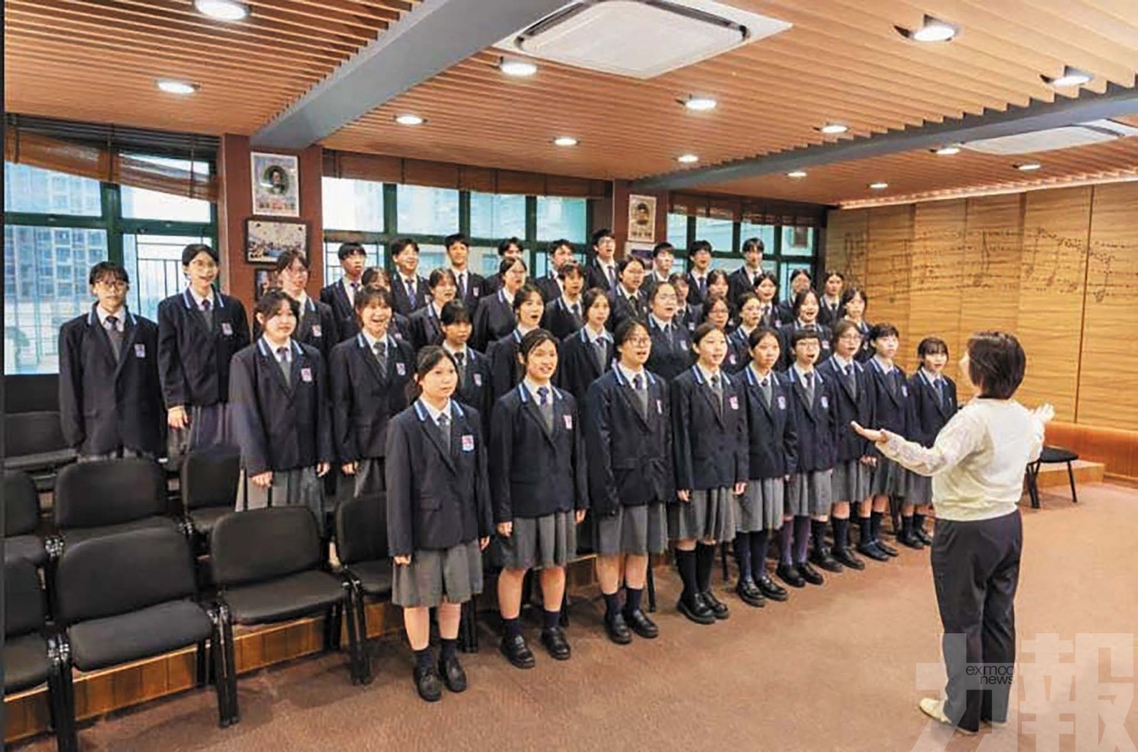 浸信中學現招收初一、高一及音樂職技新生