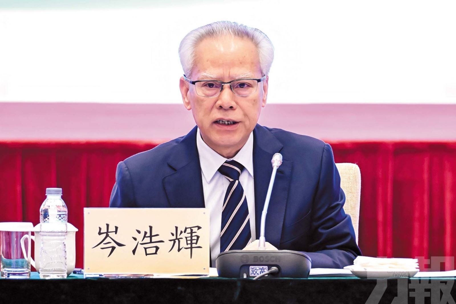 讓經濟發展成果惠及各行業