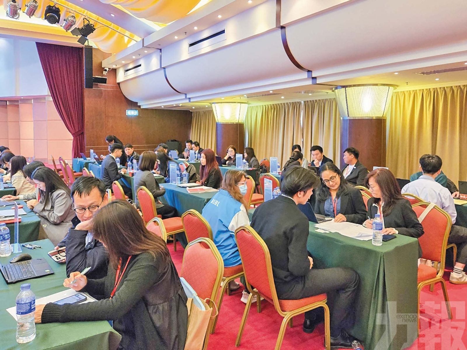 34歲或以下年青人佔約八成