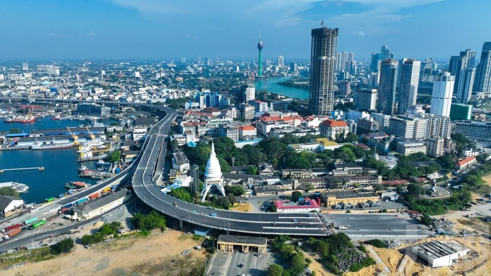 斯里蘭卡推四天工作制周三全國放假