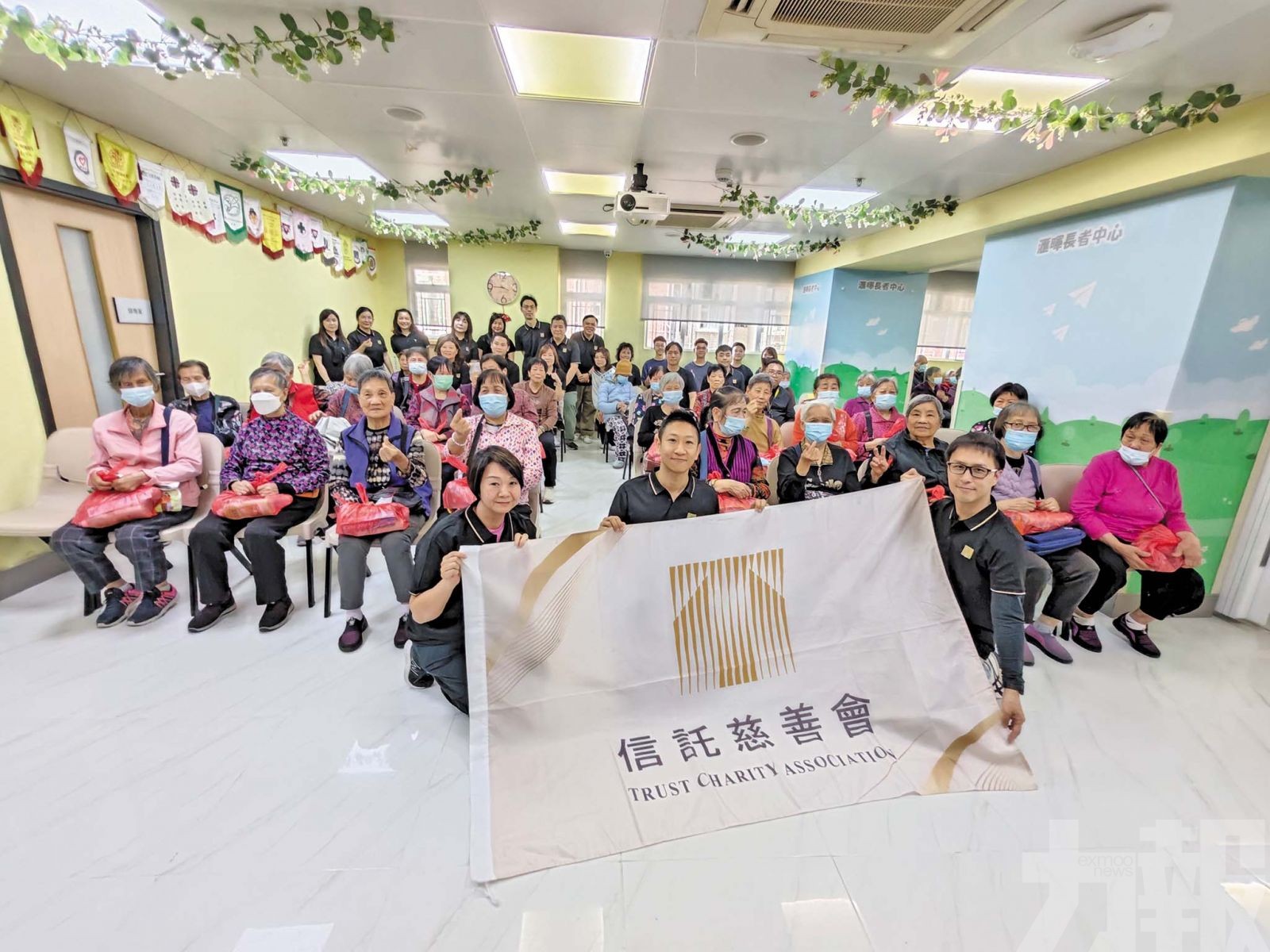 派福袋關懷長者