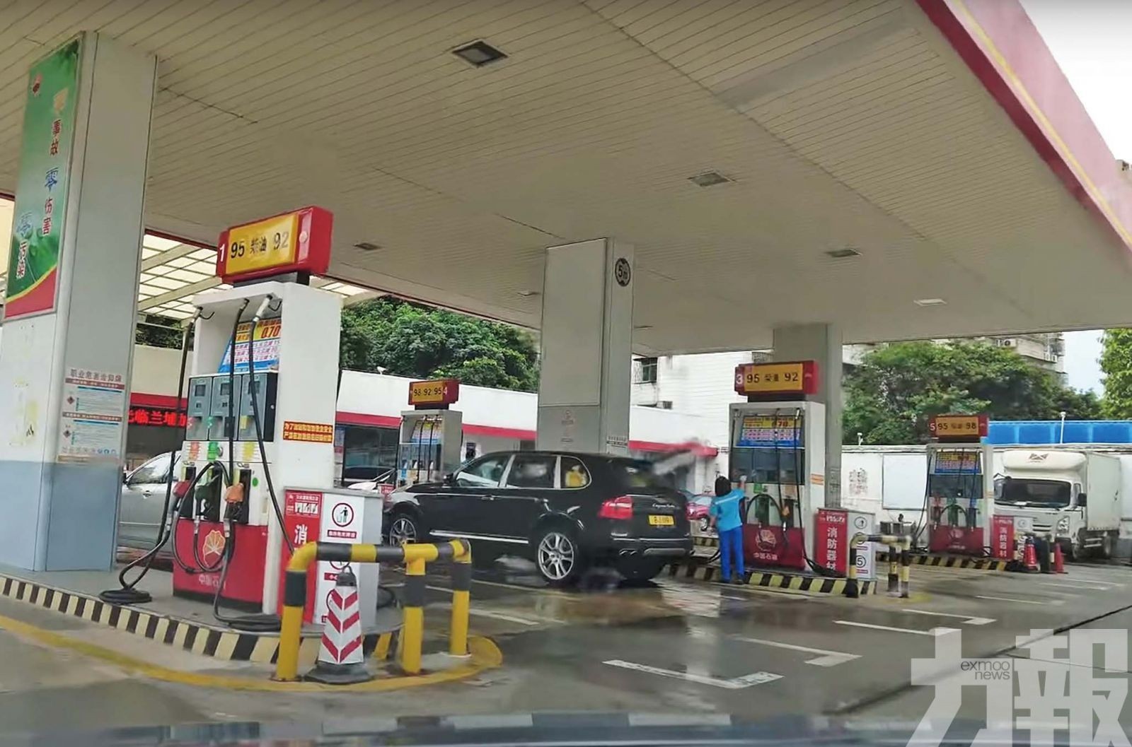 汽油及柴油價格升幅減半