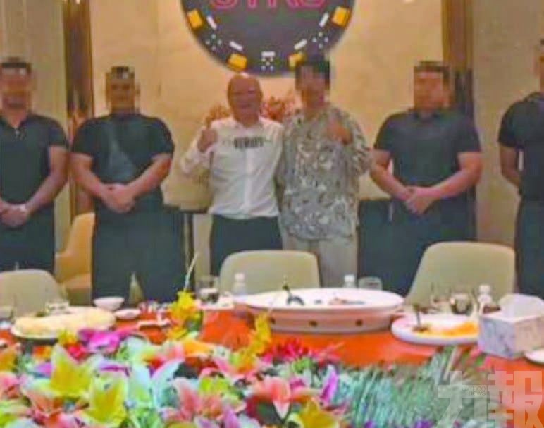 身中29槍五槍爆頭