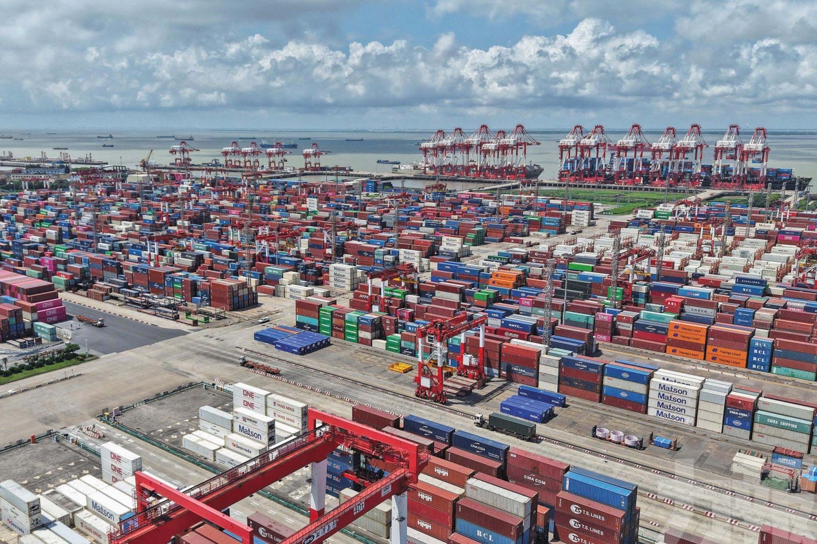 資金轉向海外投資推升對外資產