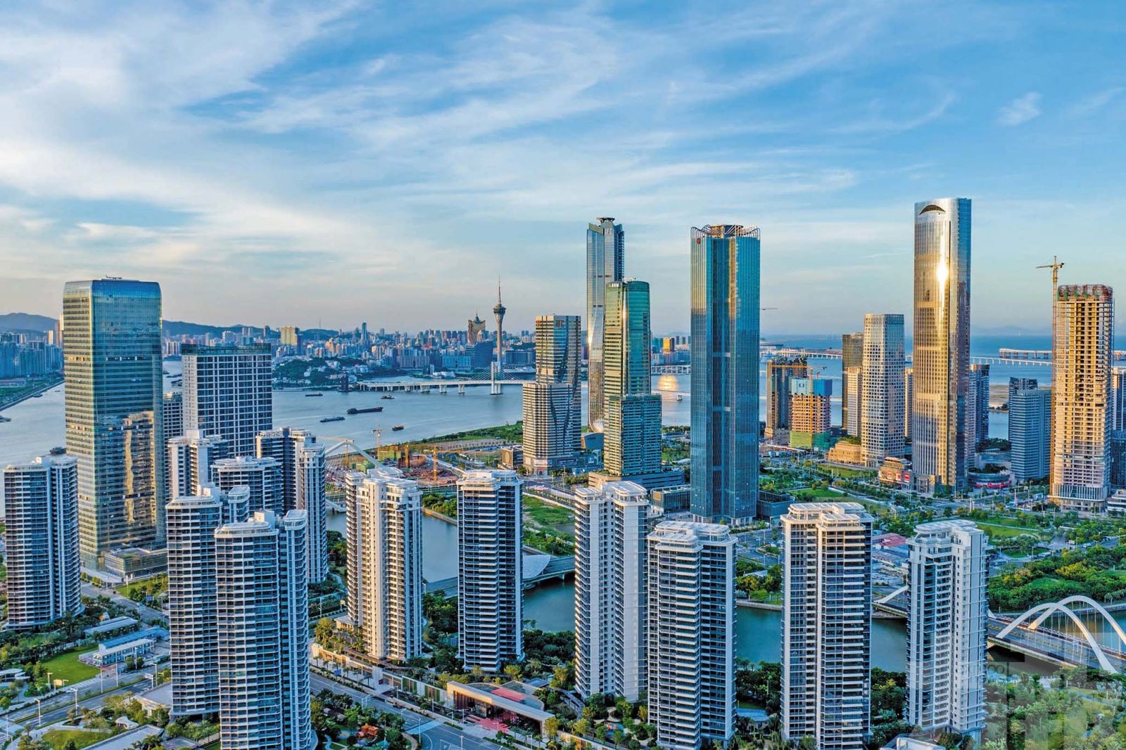 探粵澳更高水平合作