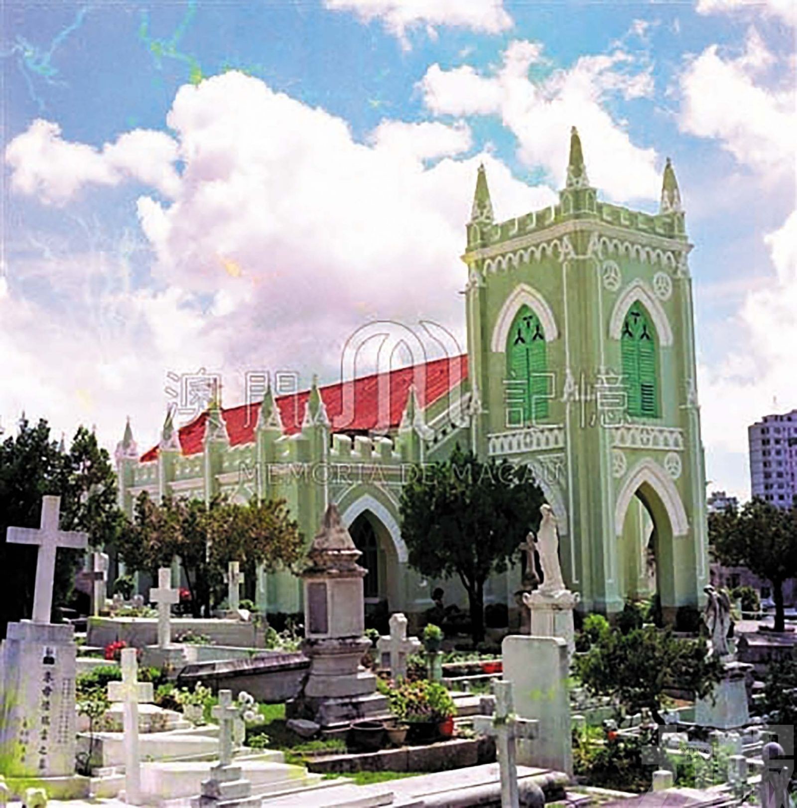 聖味基墳場見證澳門百年滄桑