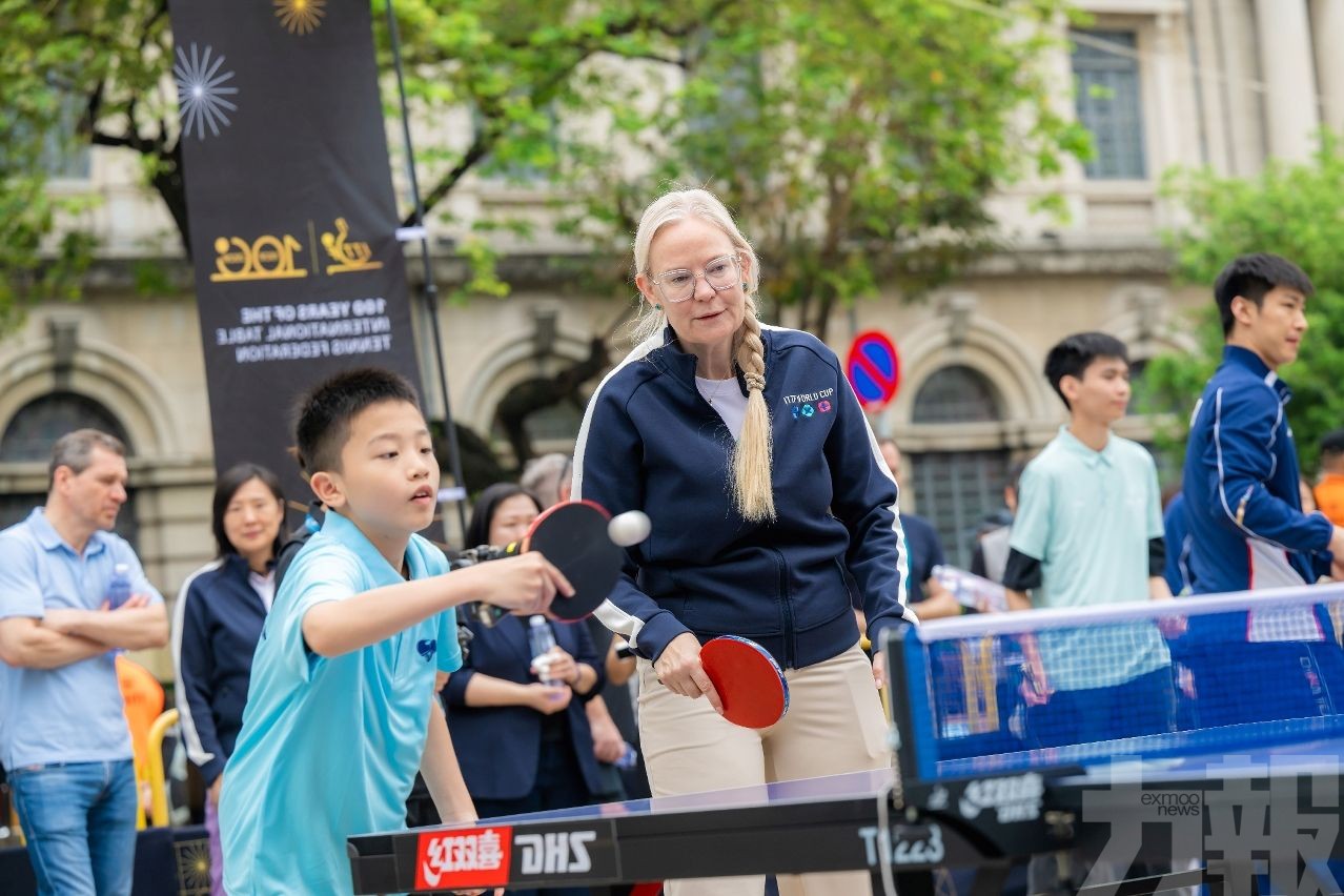 乒乓球走進社區