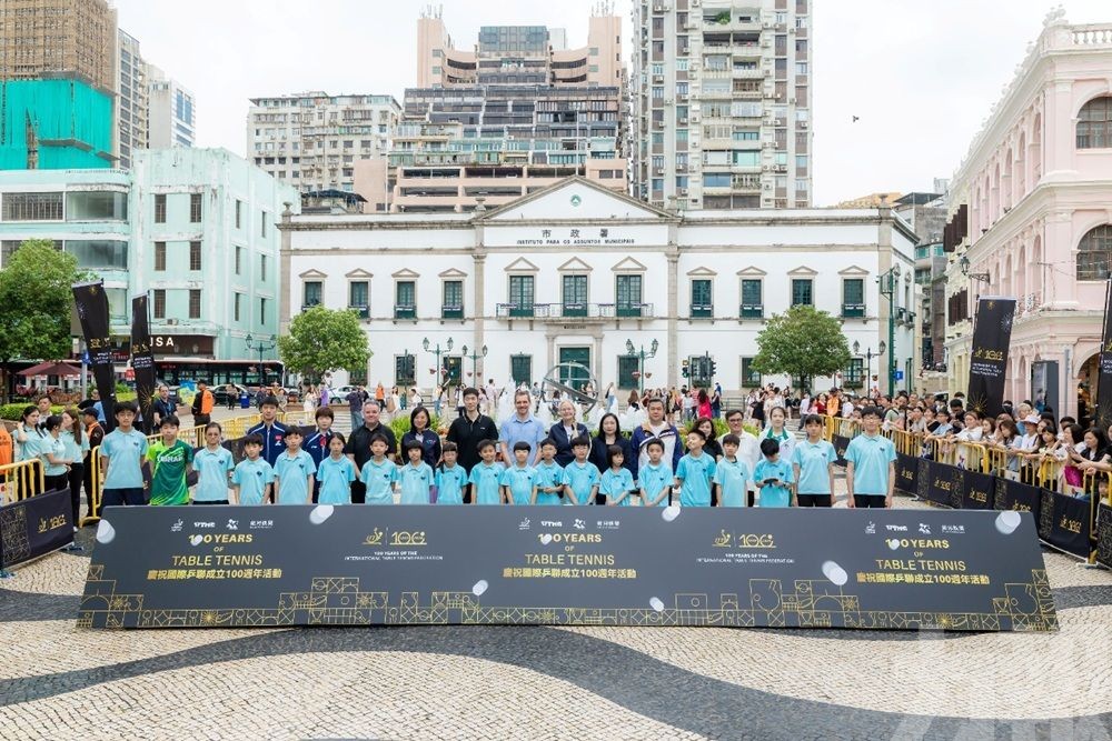 乒乓球走進社區