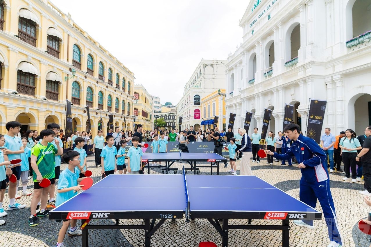 乒乓球走進社區