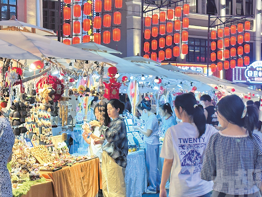 零售餐飲日均銷售額年增2.4%