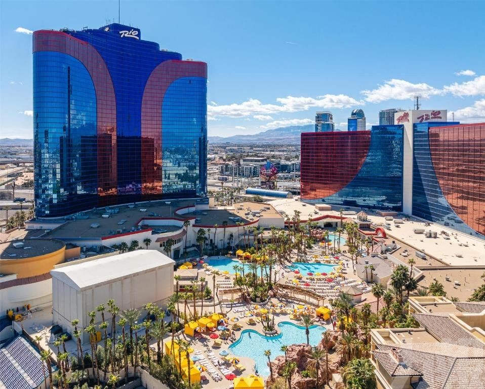 管理層重組 啟動翻新迎新階段