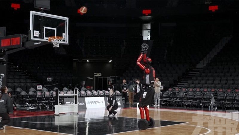 投籃運球動作流暢逼近真人