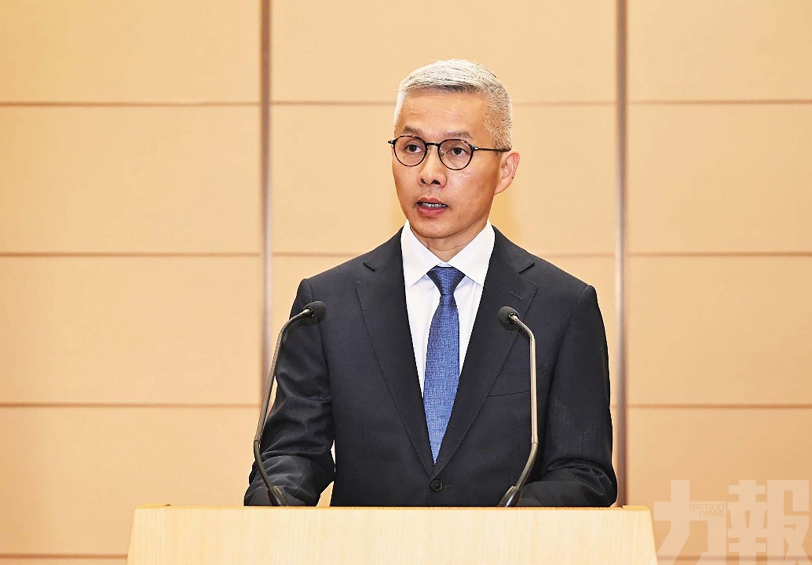 國務院免去戴建業經財司長職務