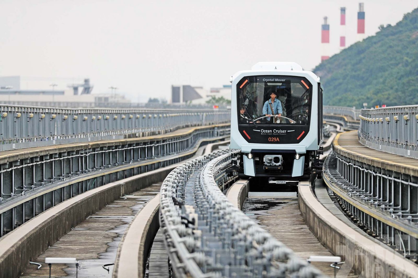 倡打造立體交通網便民出行