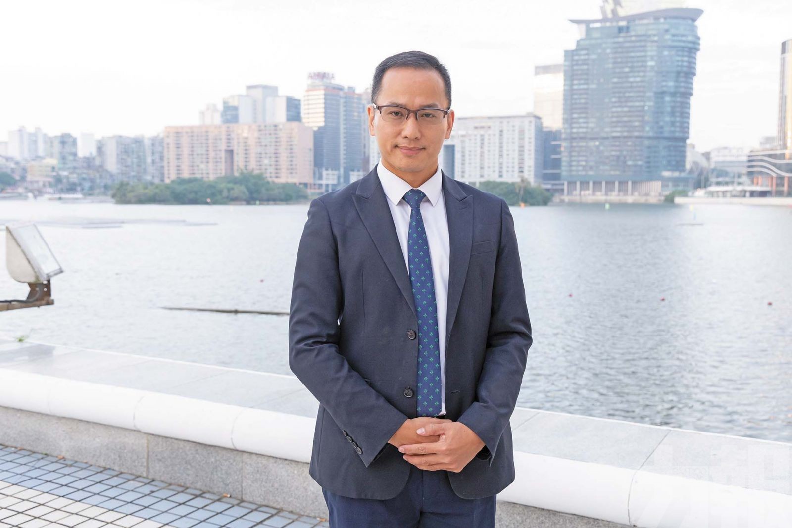 業界議員齊盼政府出招紓困