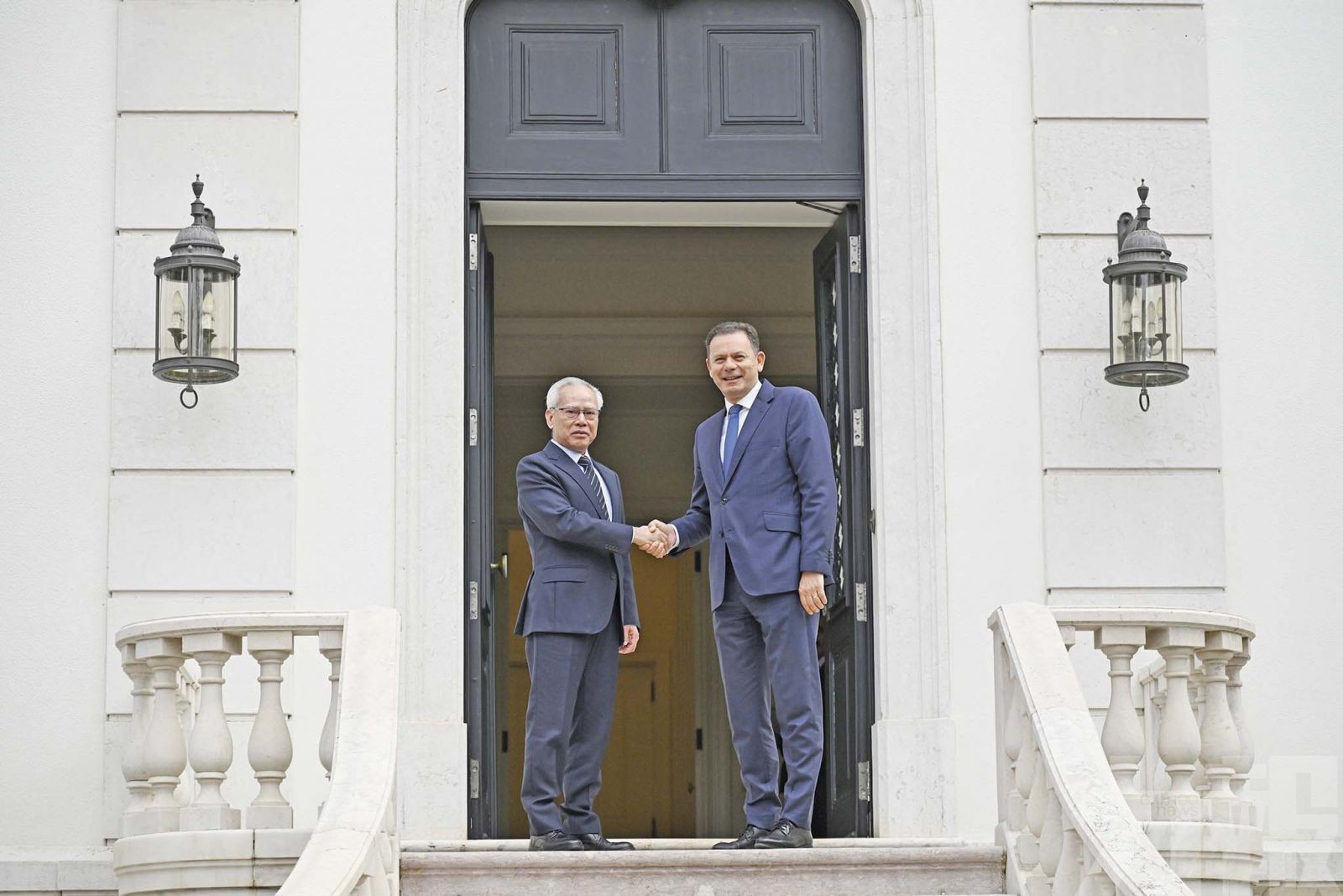 深化澳葡傳統友誼拓實務合作