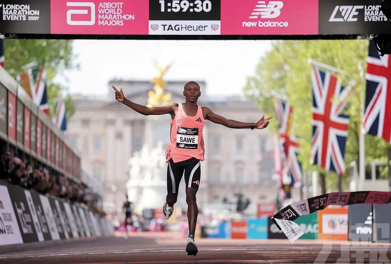 肯尼亞跑者沙維首次跑進兩小時