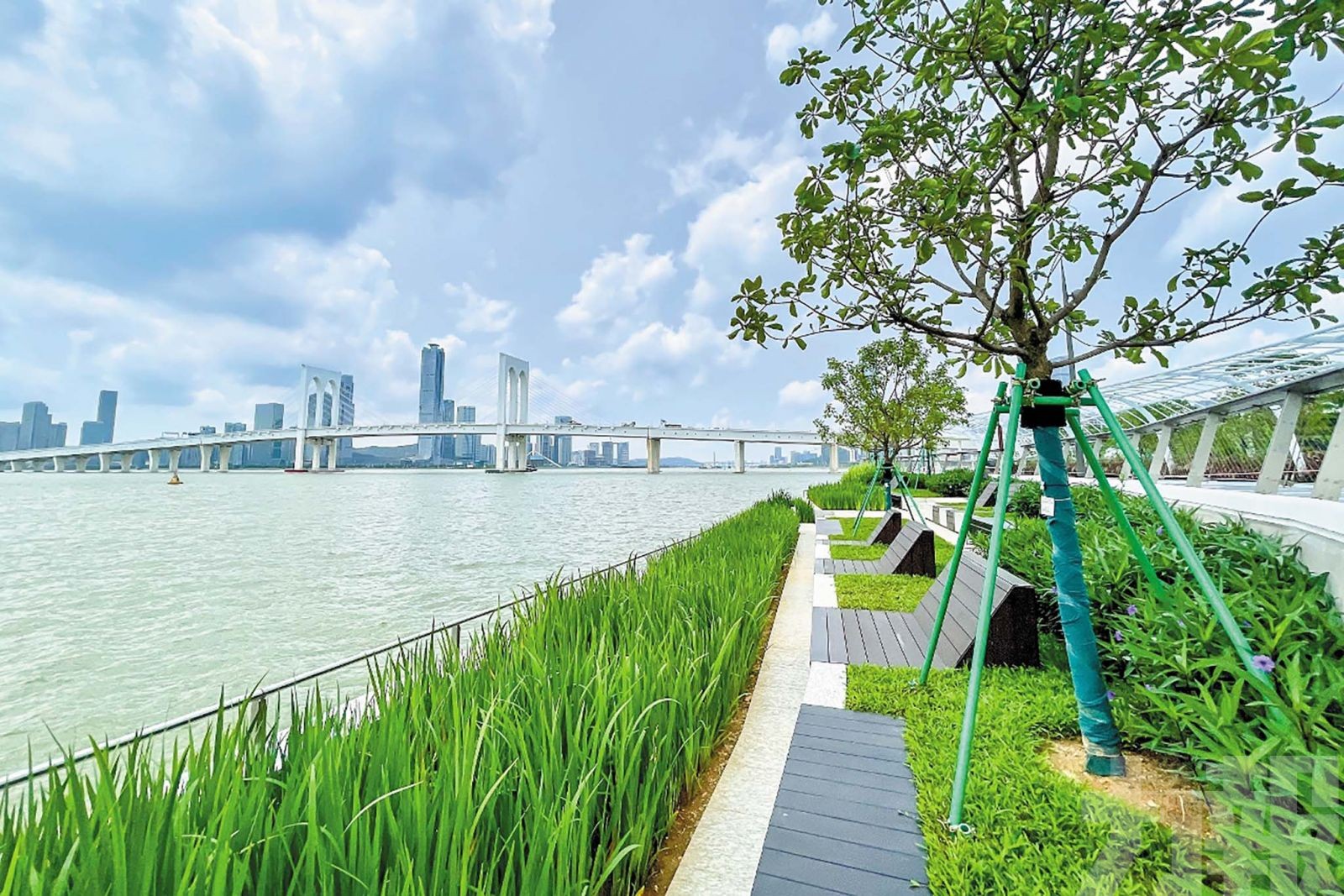 構建多元便民濱海休憩空間