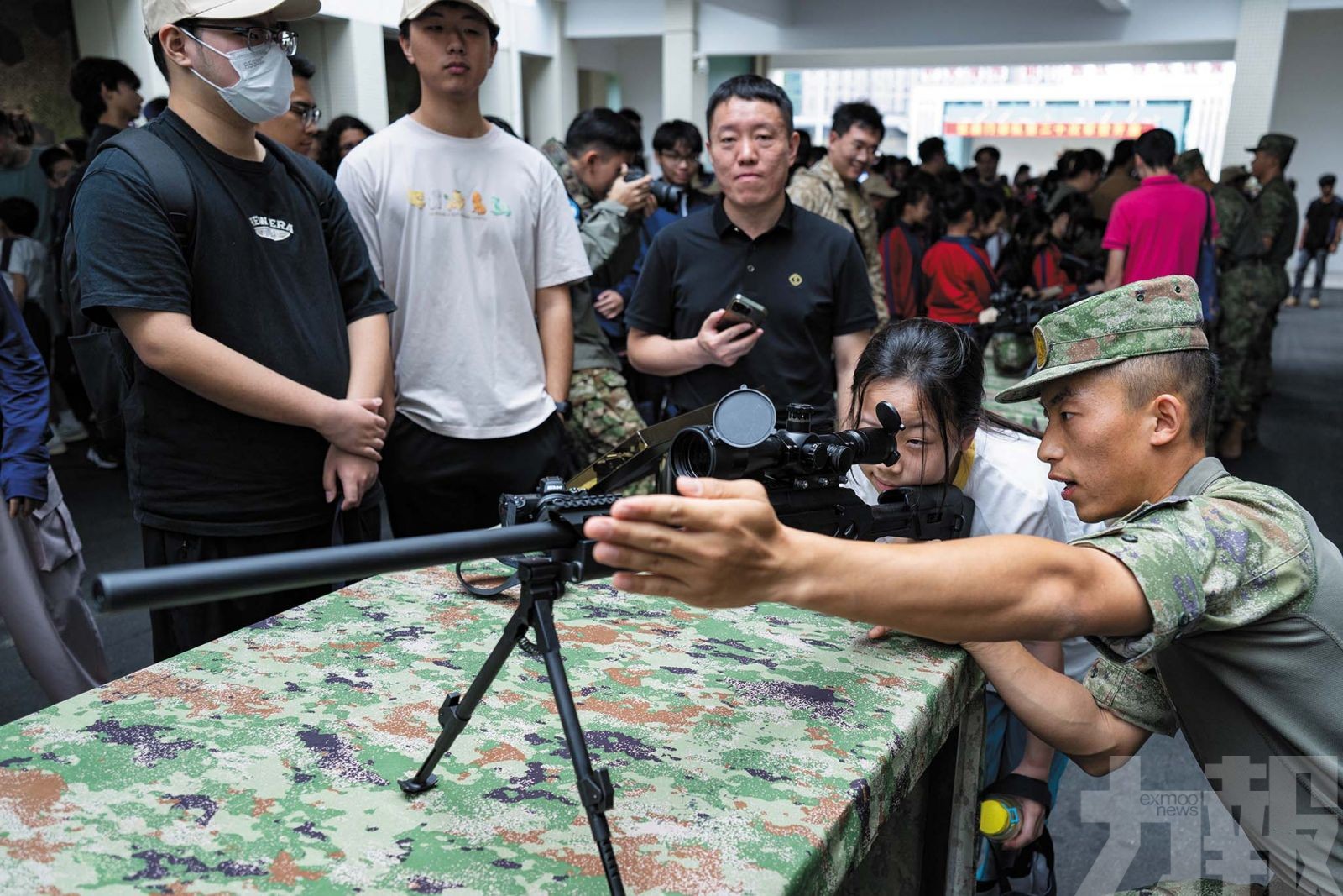 軍民同心築牢國防教育根基