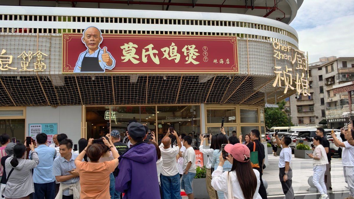 周邊商販日收數千元