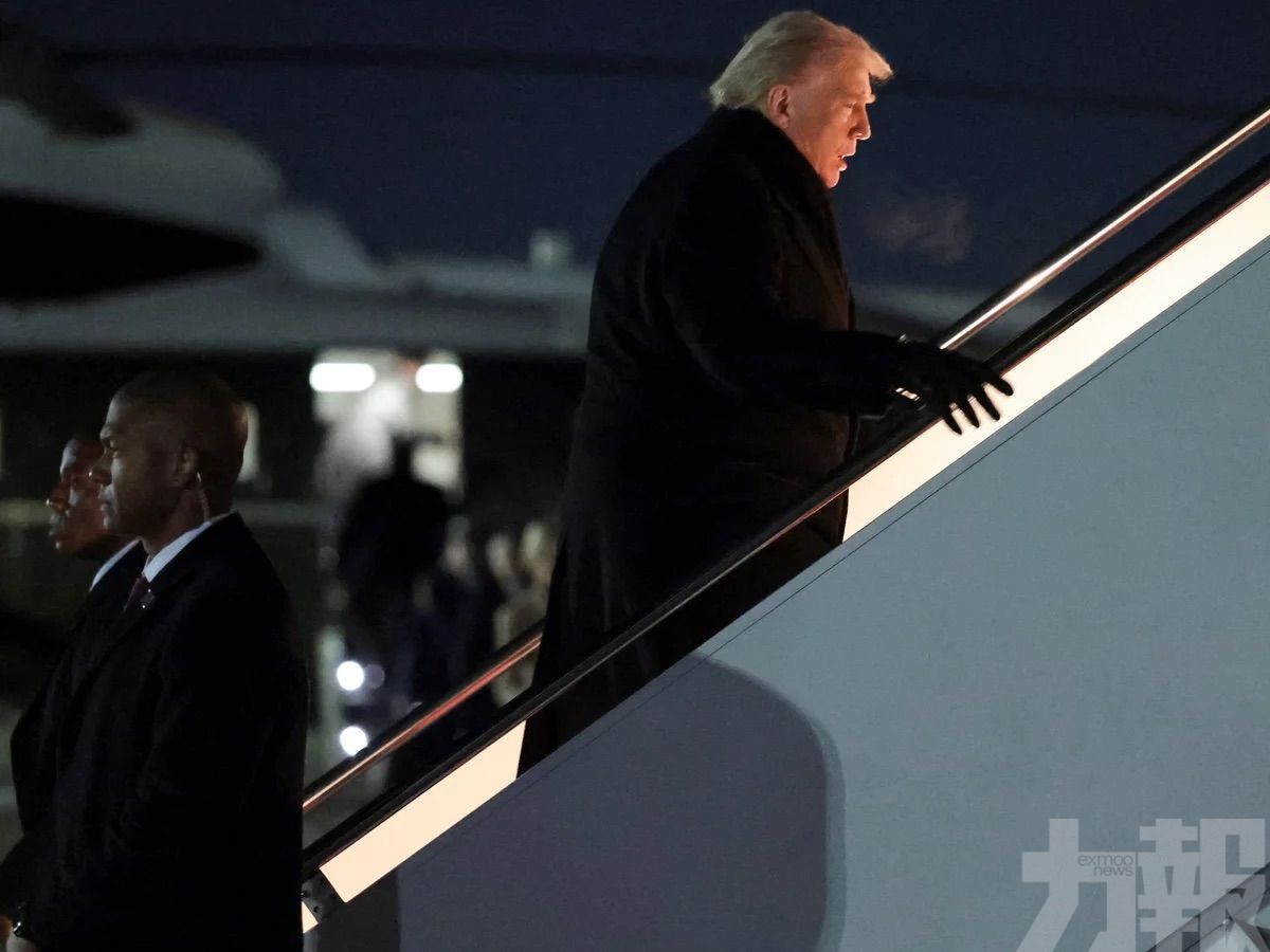 核足球、裝甲車與空中指揮系統全出動