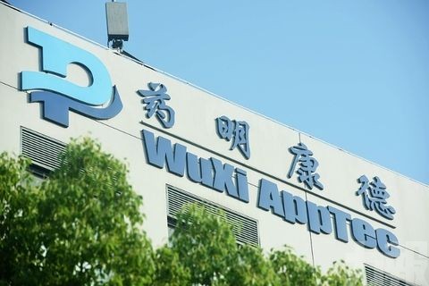 採礦業超越金融業登頂高薪榜