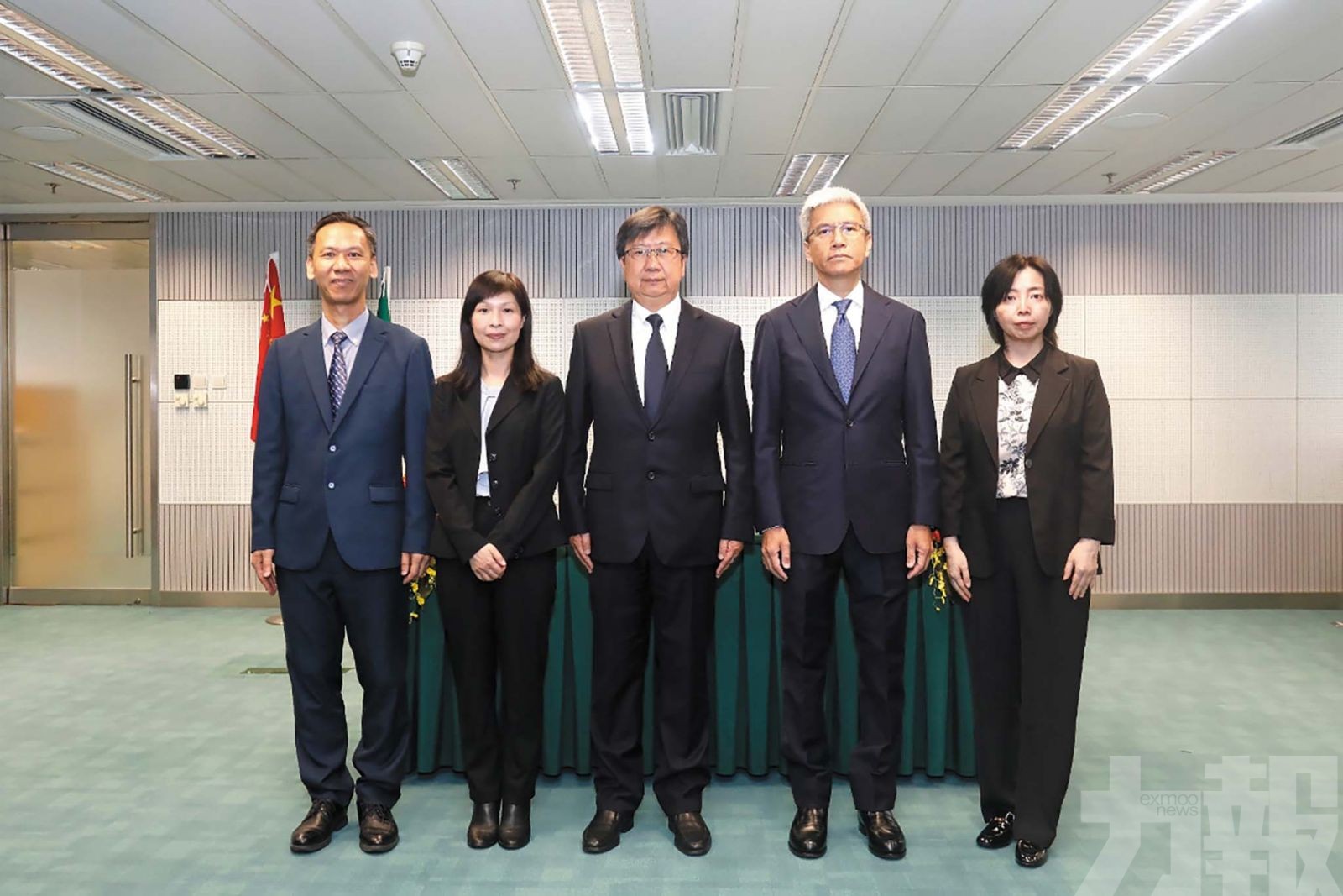 各項工作及對外服務有序運行