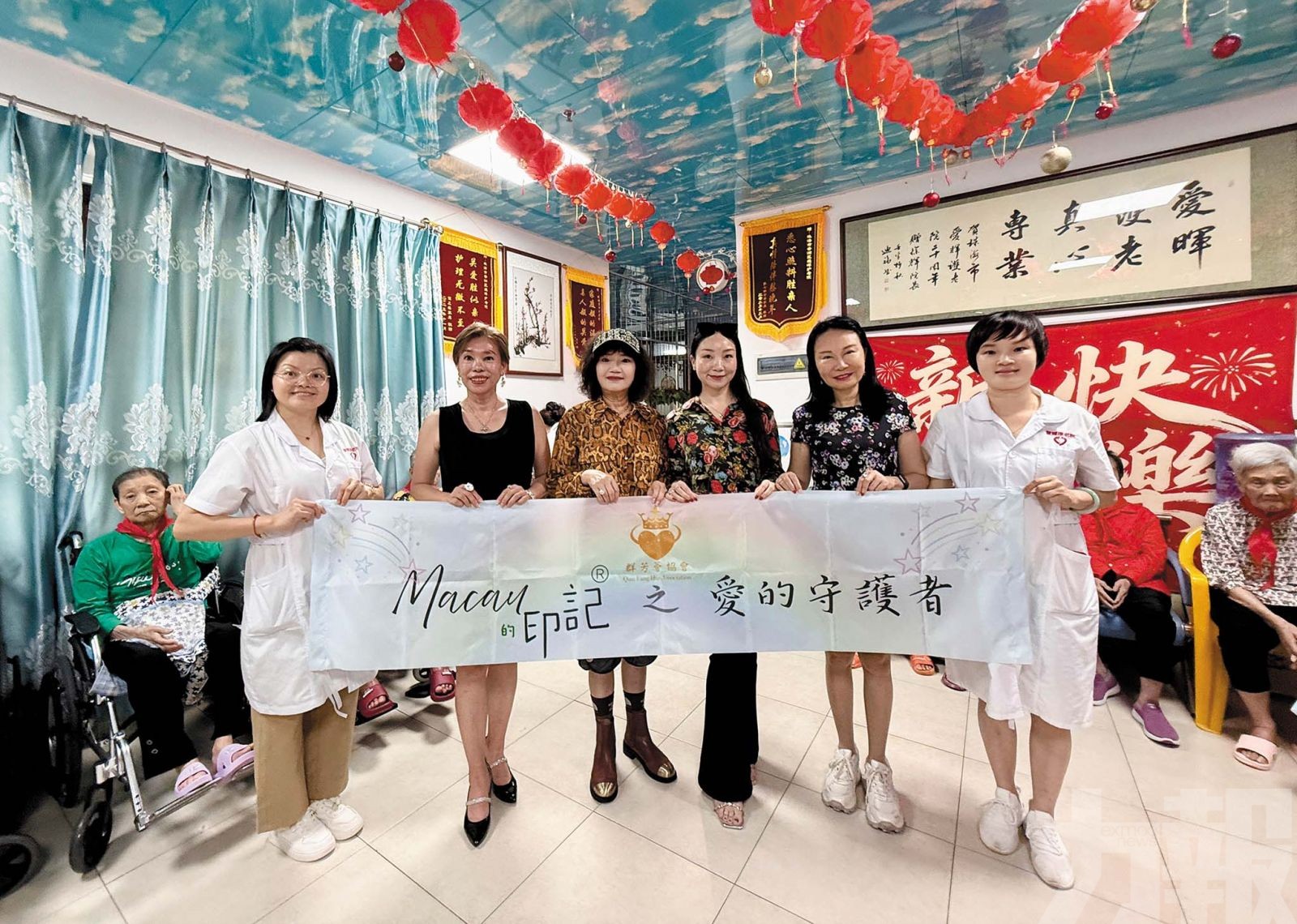 獻唱送禮關懷冀社會關注長者