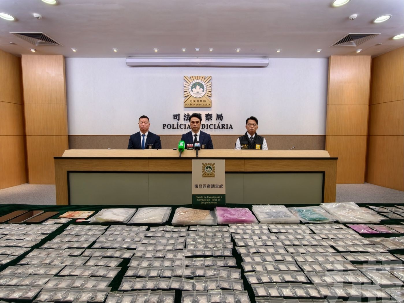 司警檢近187萬元毒品