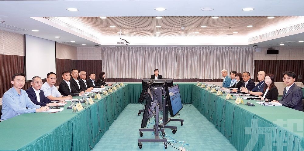 譚偉文： 加強監管協調減低工程潛在風險