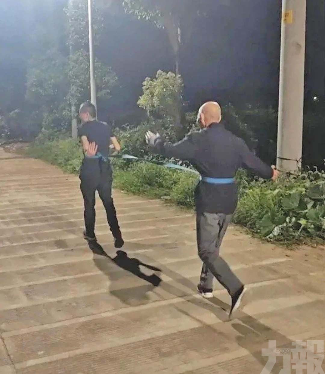 腦梗癱瘓父親一年後恢復自理