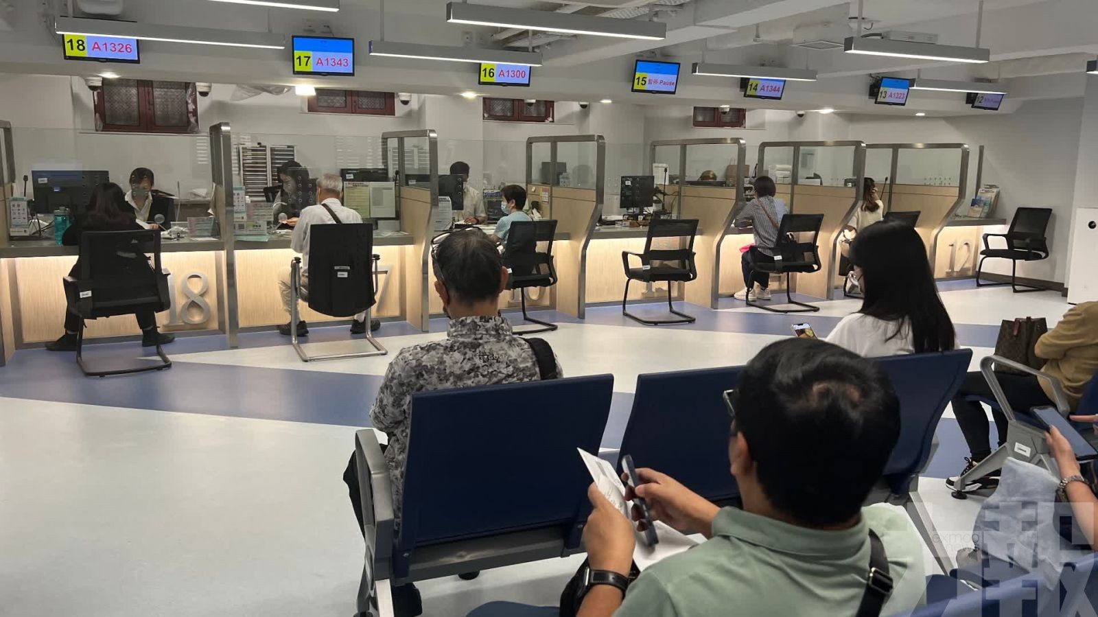 港長者可直接收取內地帳戶津貼
