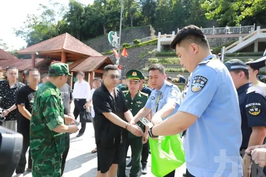 另11名疑犯在中國被捕