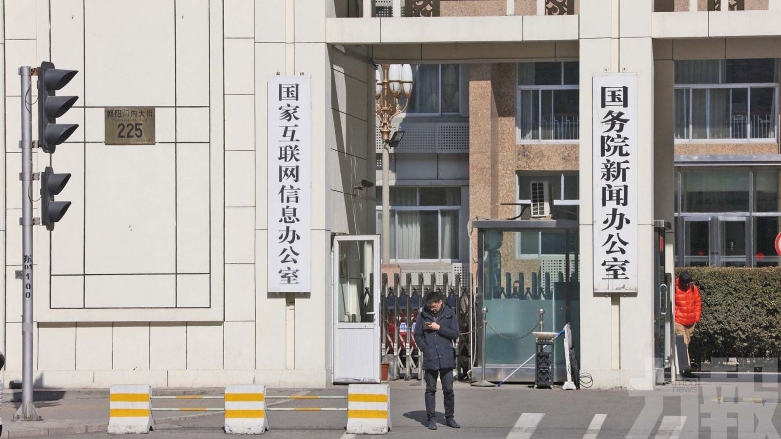 嚴查AI惡搞 軟色情陪聊及誘導消費