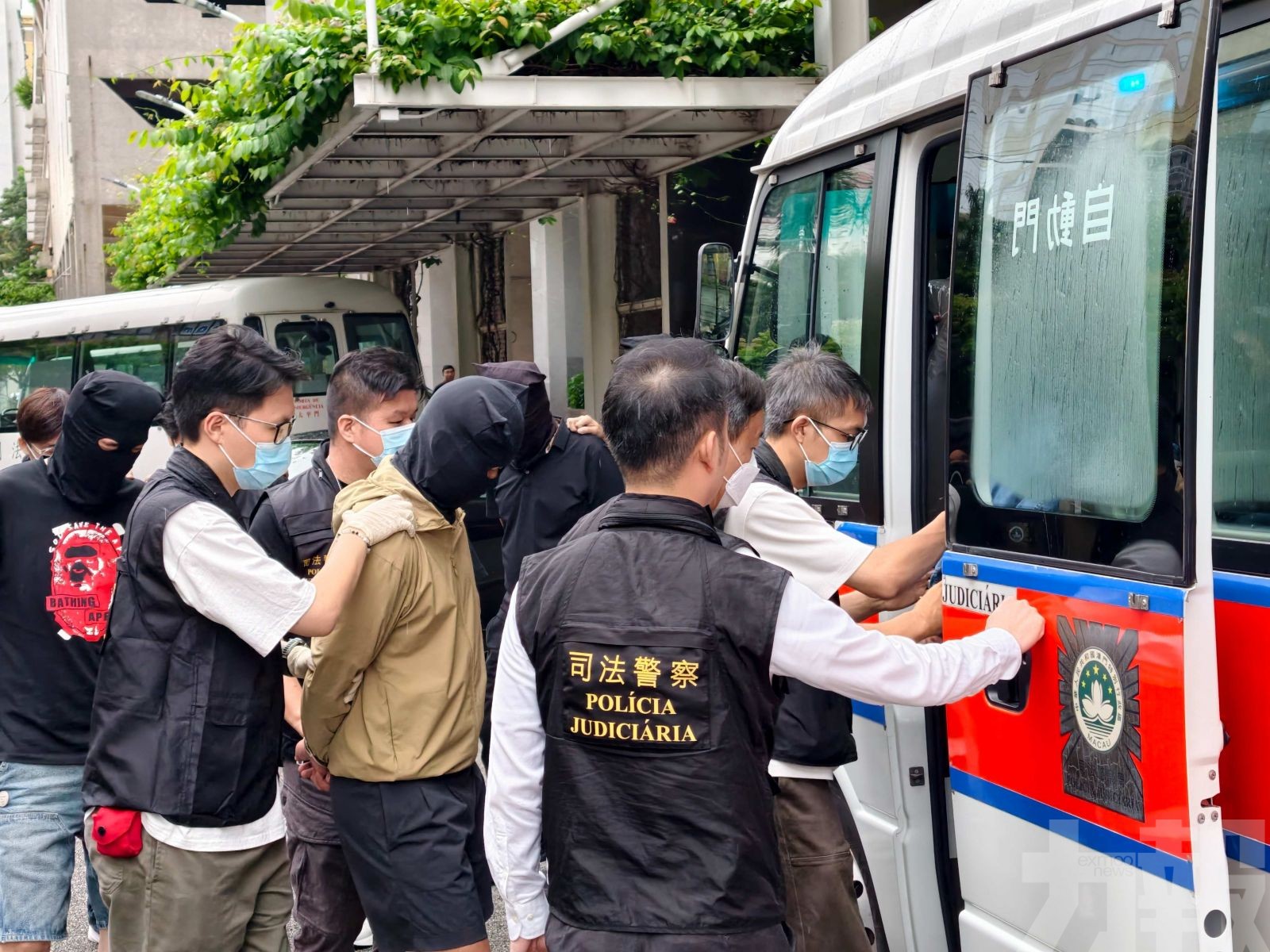 拘14人涉款逾140萬港元