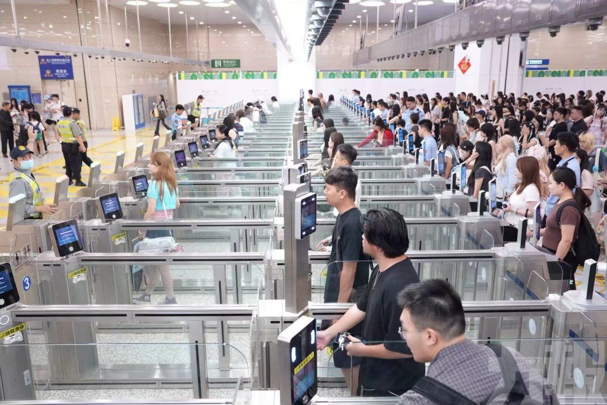 人車流量同創同期新高