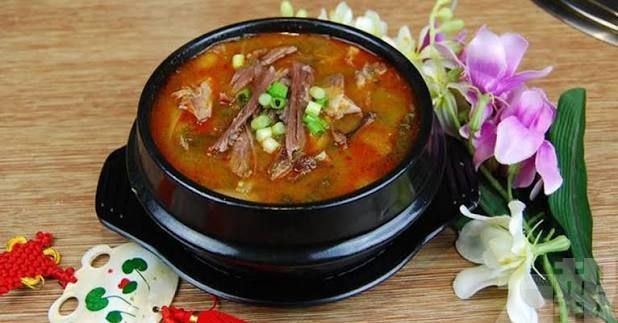 官媒推狗肉湯蔘雞湯消暑
